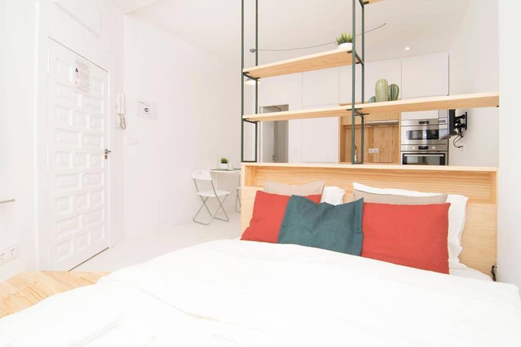 Loft De Diseño En Pleno Centro De Madrid, Calle Torrecilla Del Leal, By Batuecas Apartamento Madrid