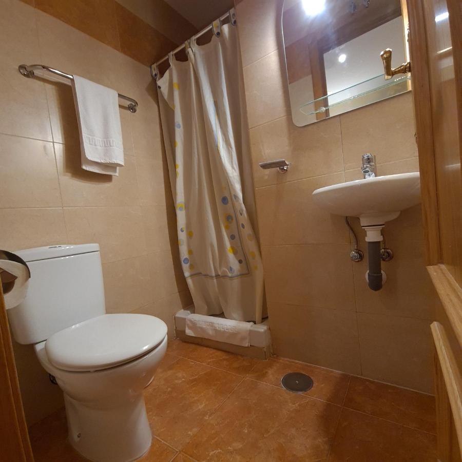 Pensión Oporto 2*