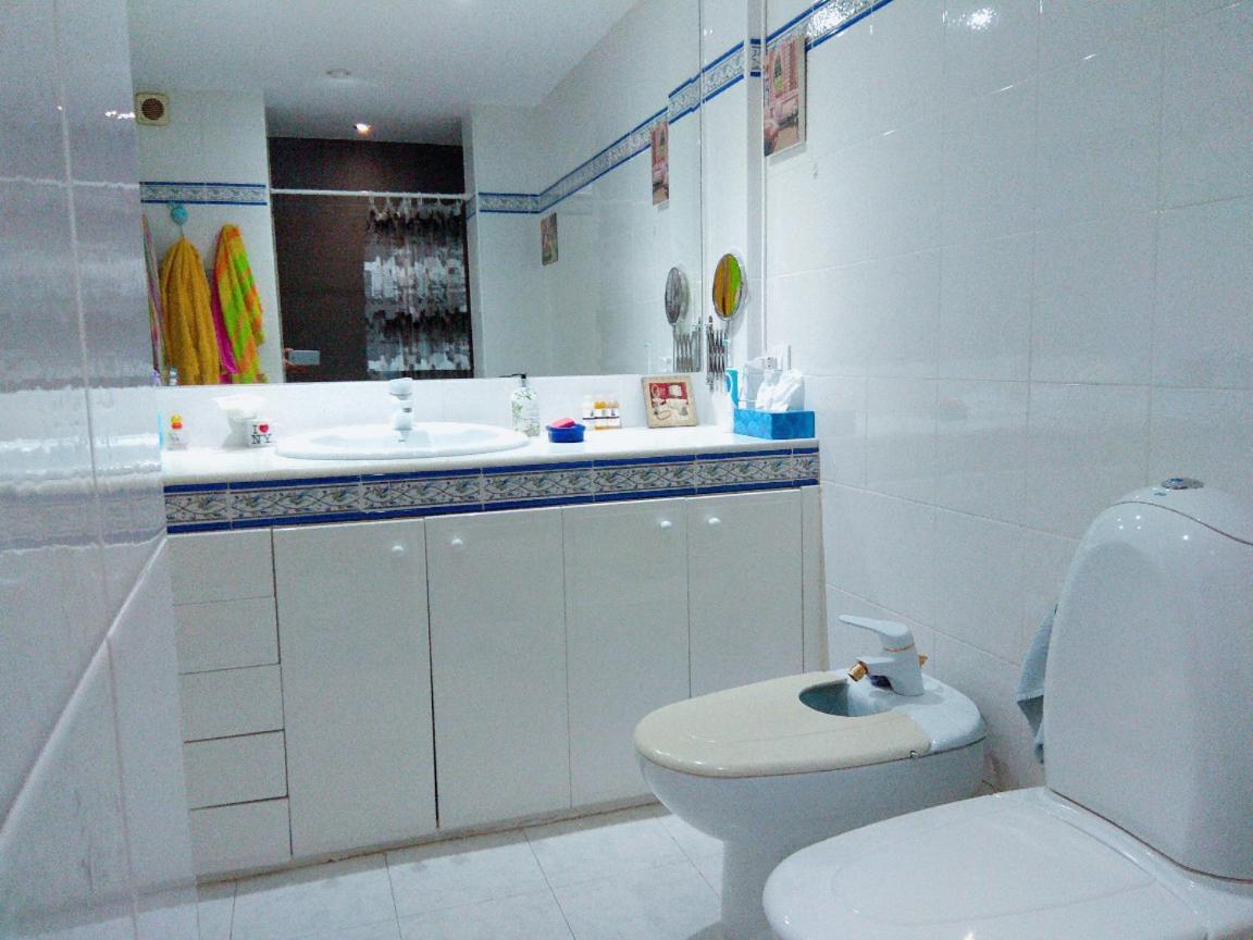 Cálido Y Bien Comunicado Habitación en casa particular *
