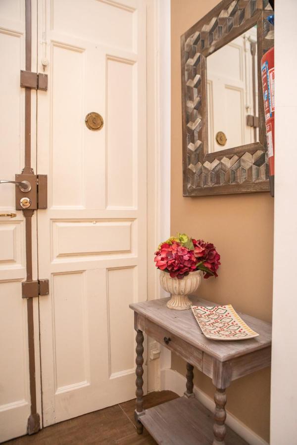 Luxury Near Royal Palace Apartamento *