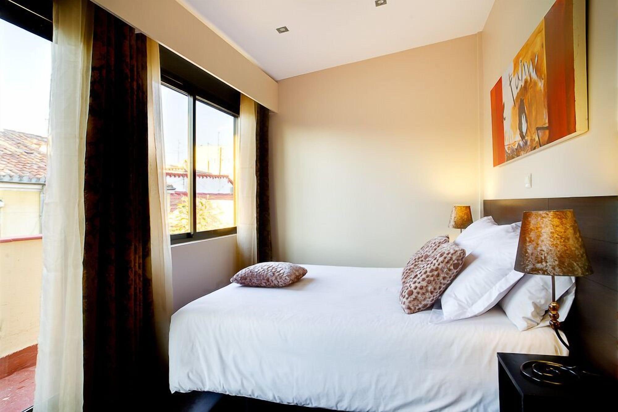 Hostal Thc Tirso Molina Madrid