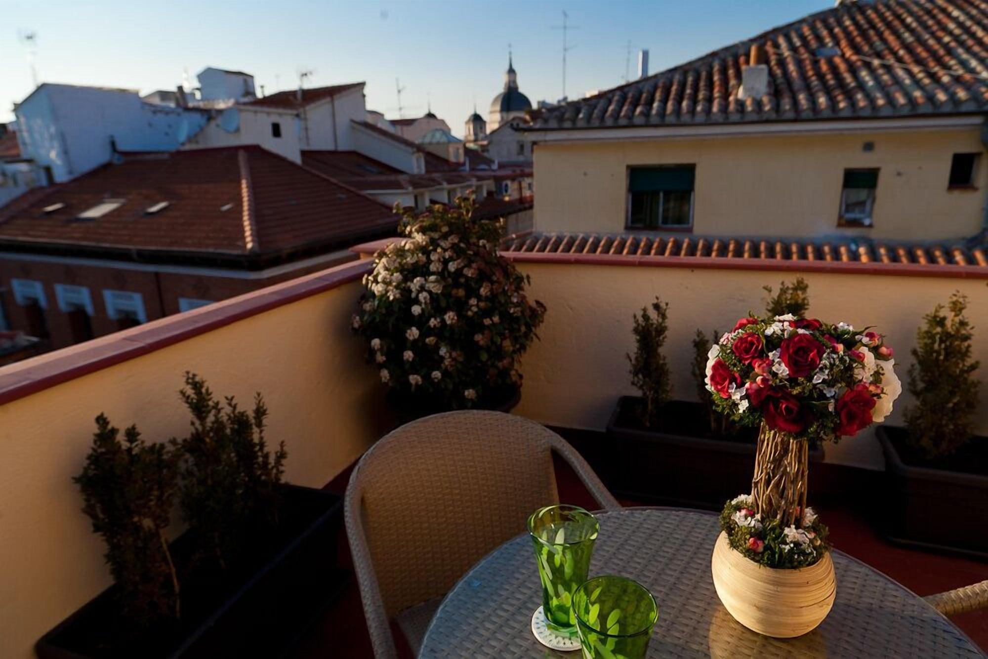 Hostal Thc Tirso Molina *
