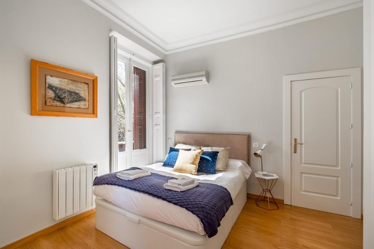 2 Bedrooms 2 Bathrooms Furnished - Plaza De España - Modern - Mintystay * Madrid