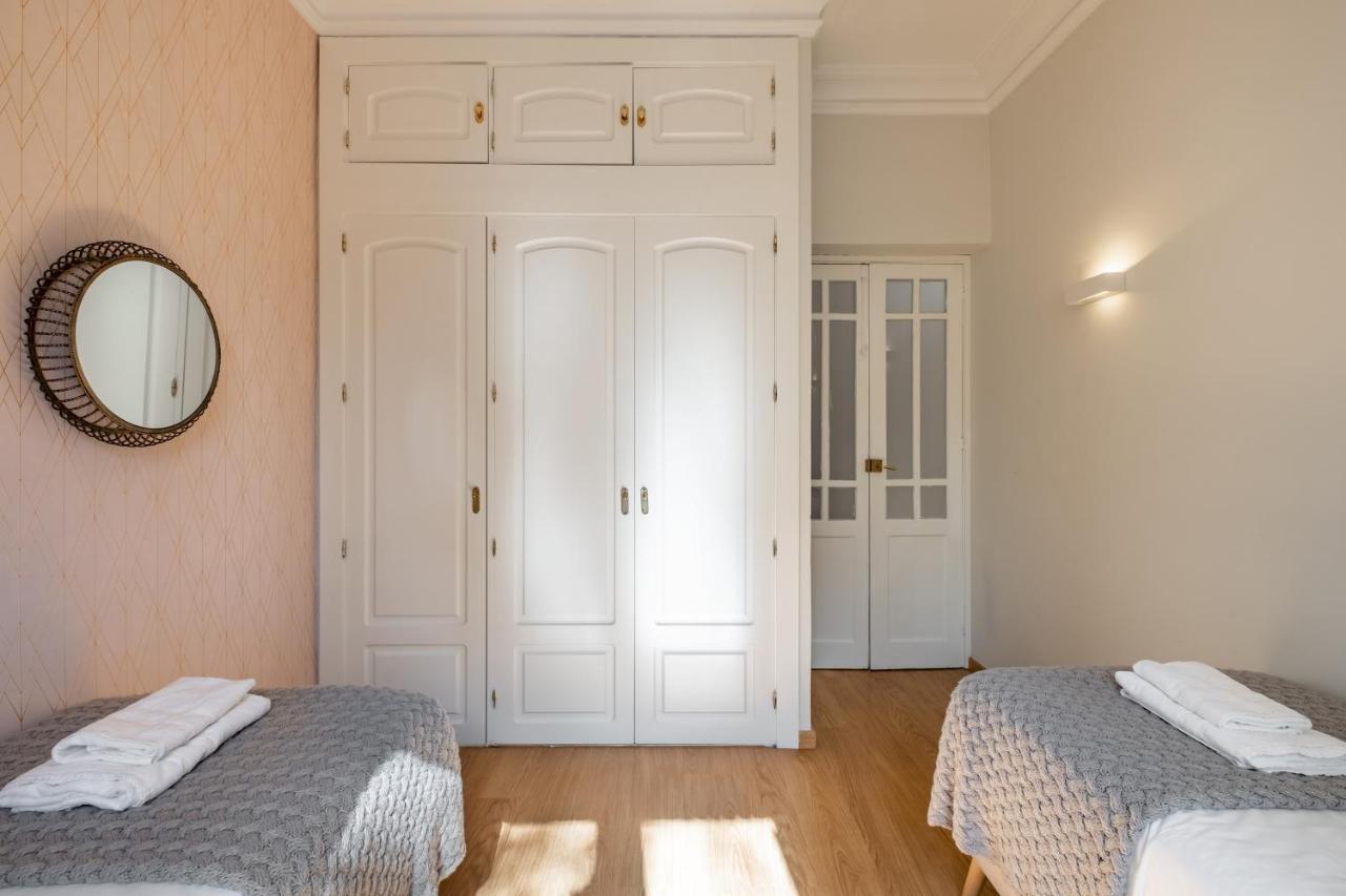 Apartamento 2 Bedrooms 2 Bathrooms Furnished - Plaza De España - Modern - Mintystay Madrid