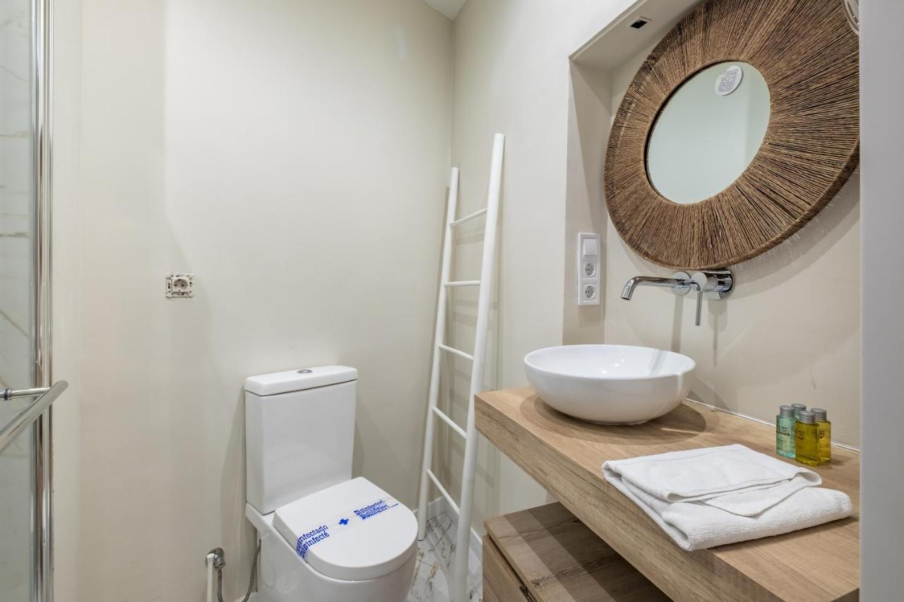 2 Bedrooms 2 Bathrooms Furnished - Plaza De España - Modern - Mintystay