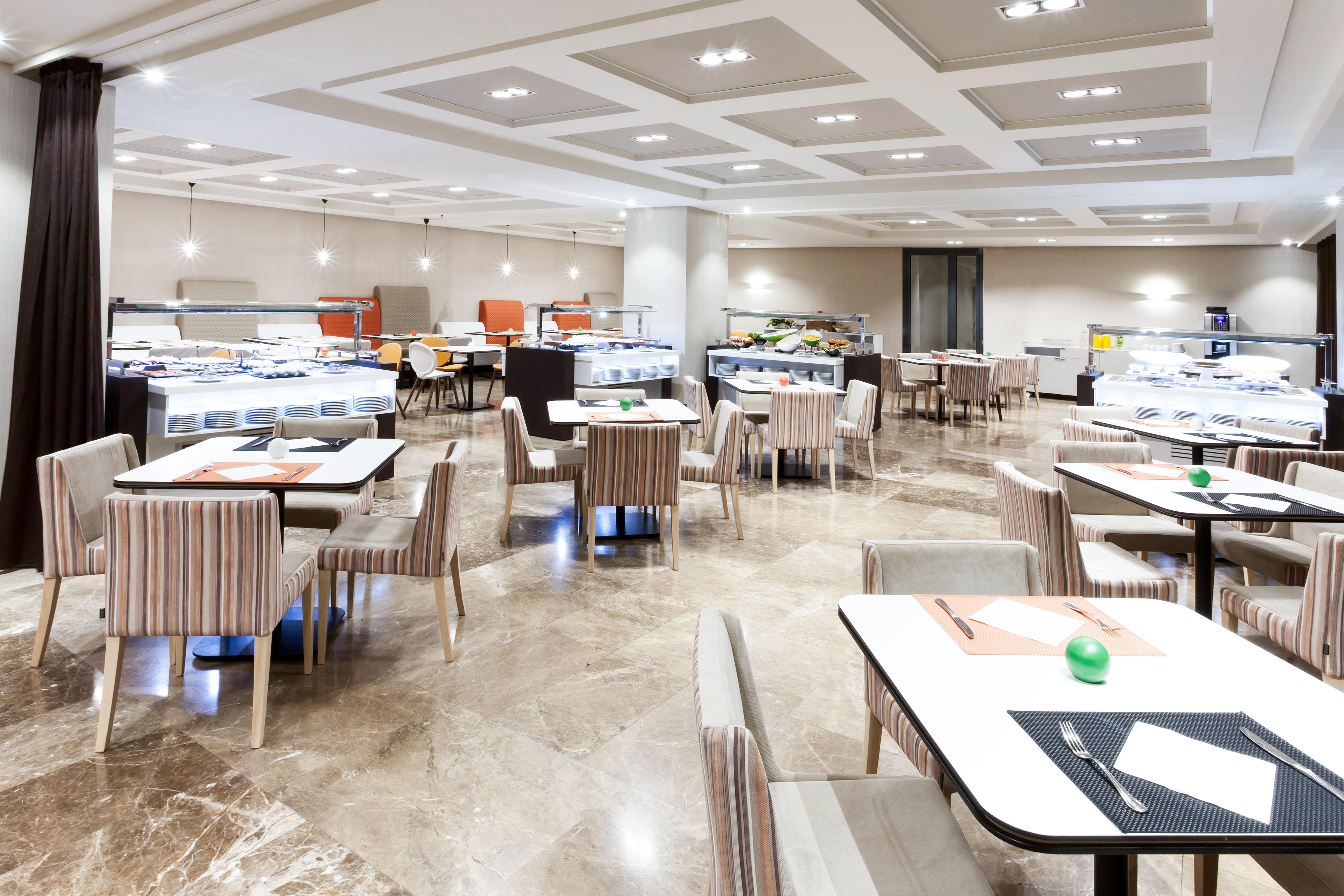 Novotel Center