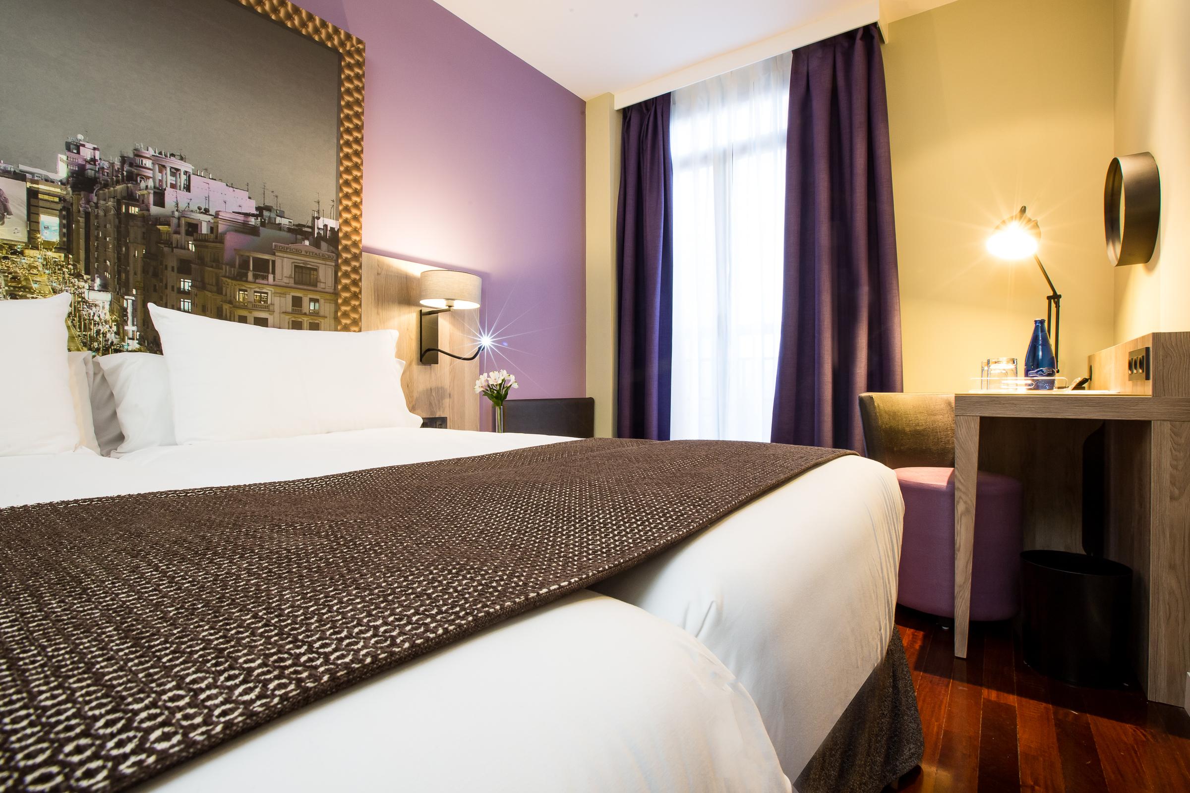 Hotel Leonardo Center 3*