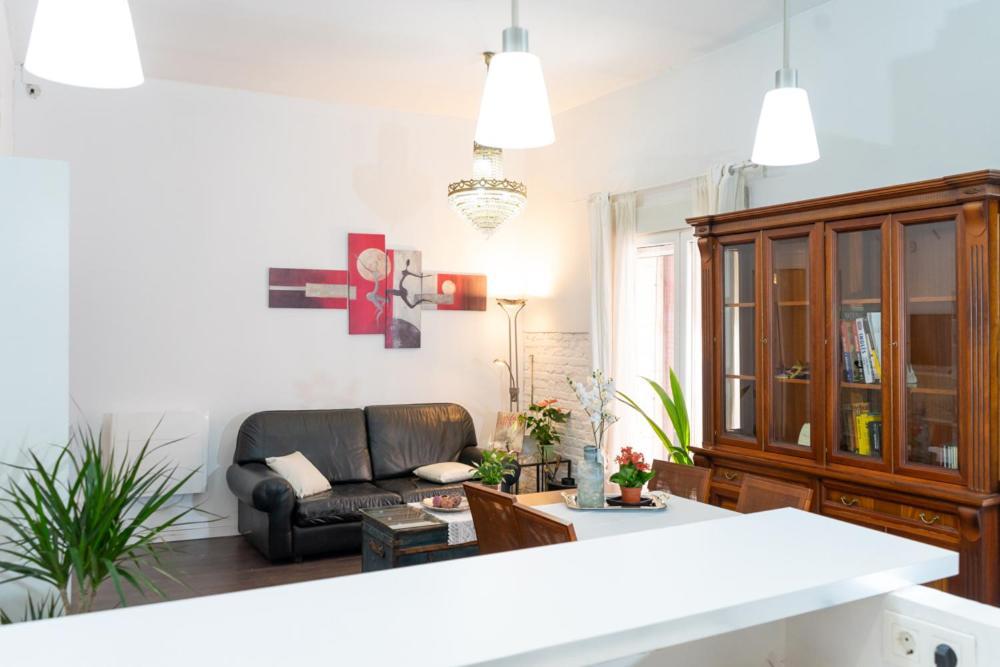 Apartamento Modern And Neoclassical Flat *