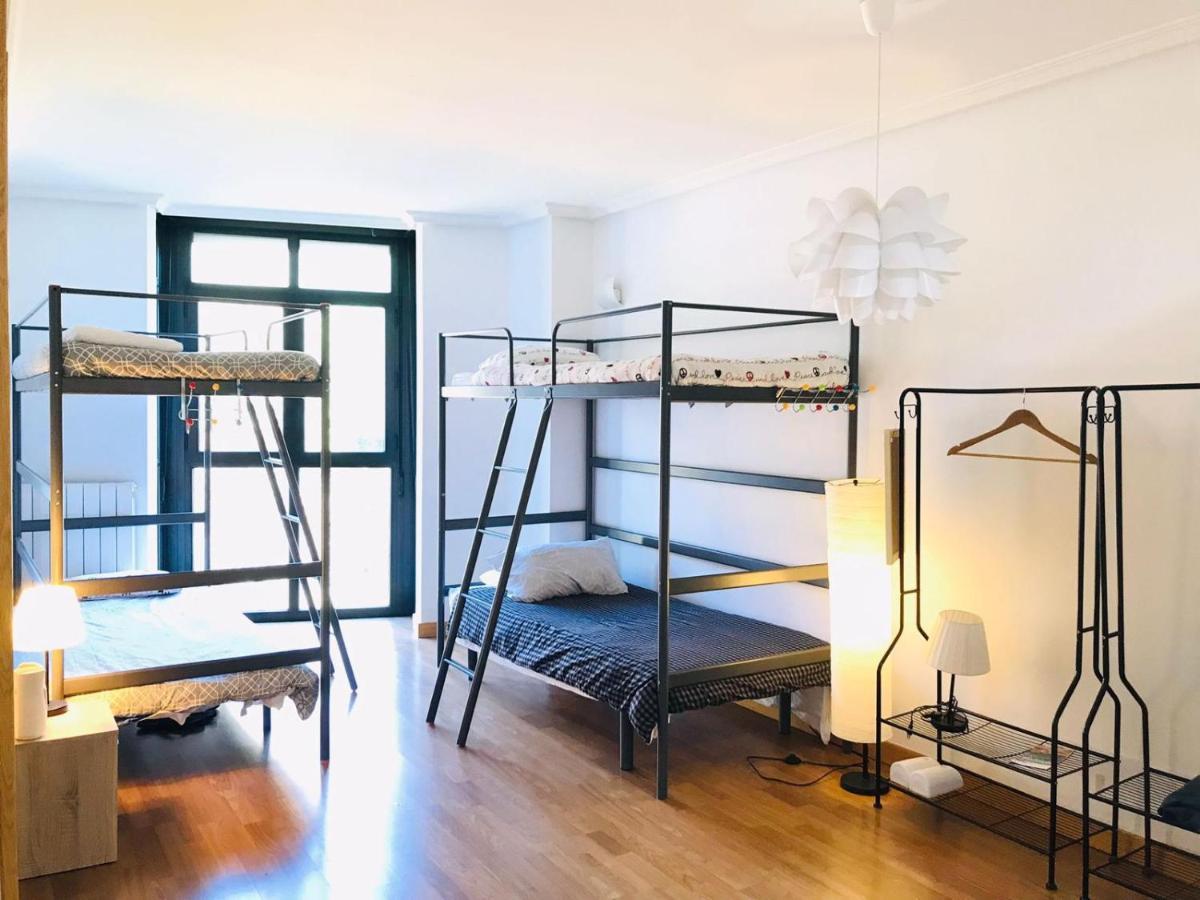 Hostal 3- Hab Compartida Masculina 8x