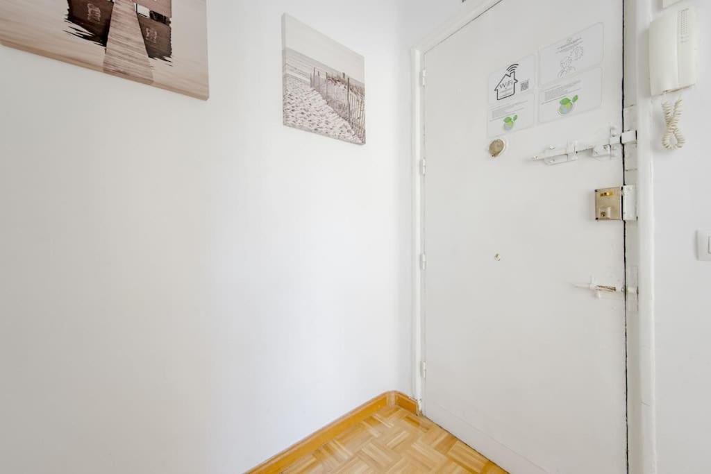 Apartment Encantador Piso En La Latina Centro/rastro Madrid
