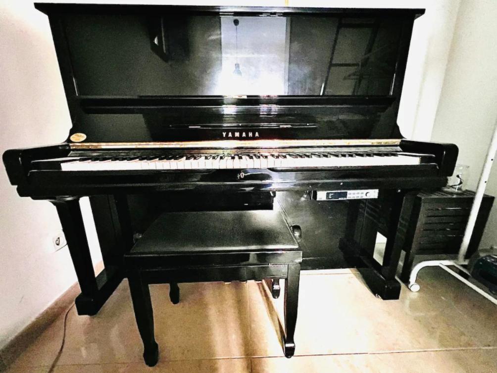 Joan's Piano Corrala In Lavapies. Madrid