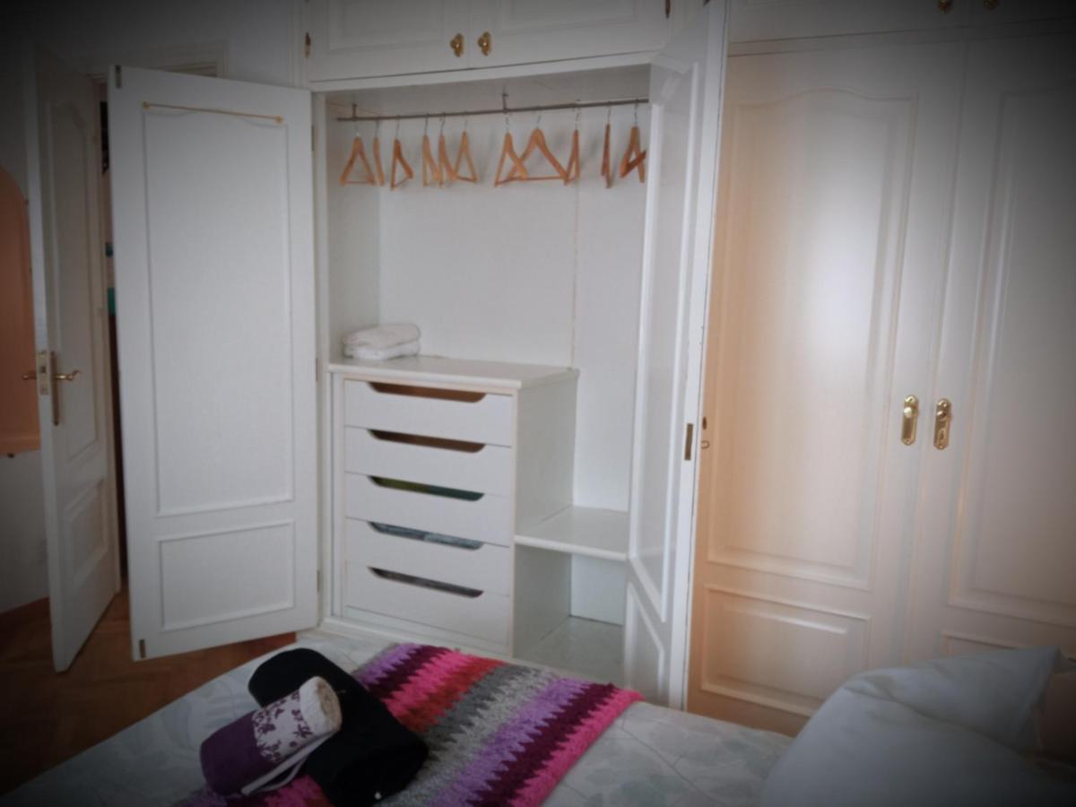 Cálido Y Bien Comunicado Habitación en casa particular Madrid