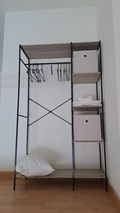 Apartamento Acogedor Loftcon Garaje A 10min Del Aeropuerto E Ifema