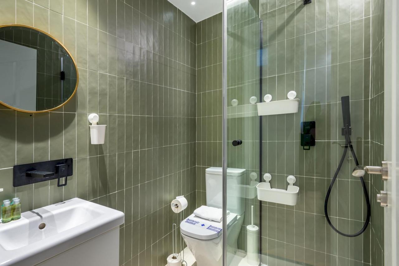 2 Bedrooms 2 Bathrooms Furnished - Las Letras - Modern - Mintystay Apartamento Madrid