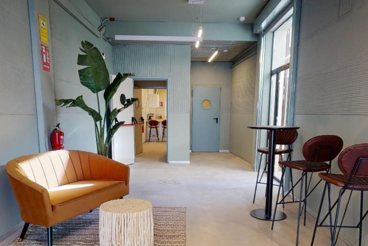 Bright Ensuite In Madrid, Sk Apartment *