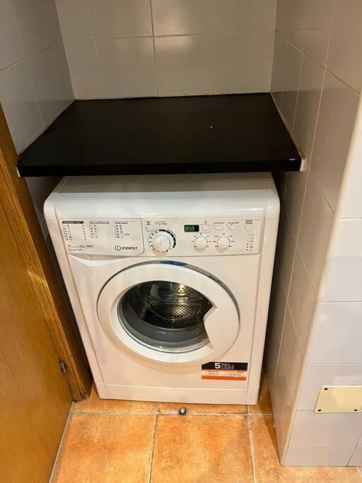Amazing Apt 1 Hab 4pax En La Plaza De Chueca Apartamento *