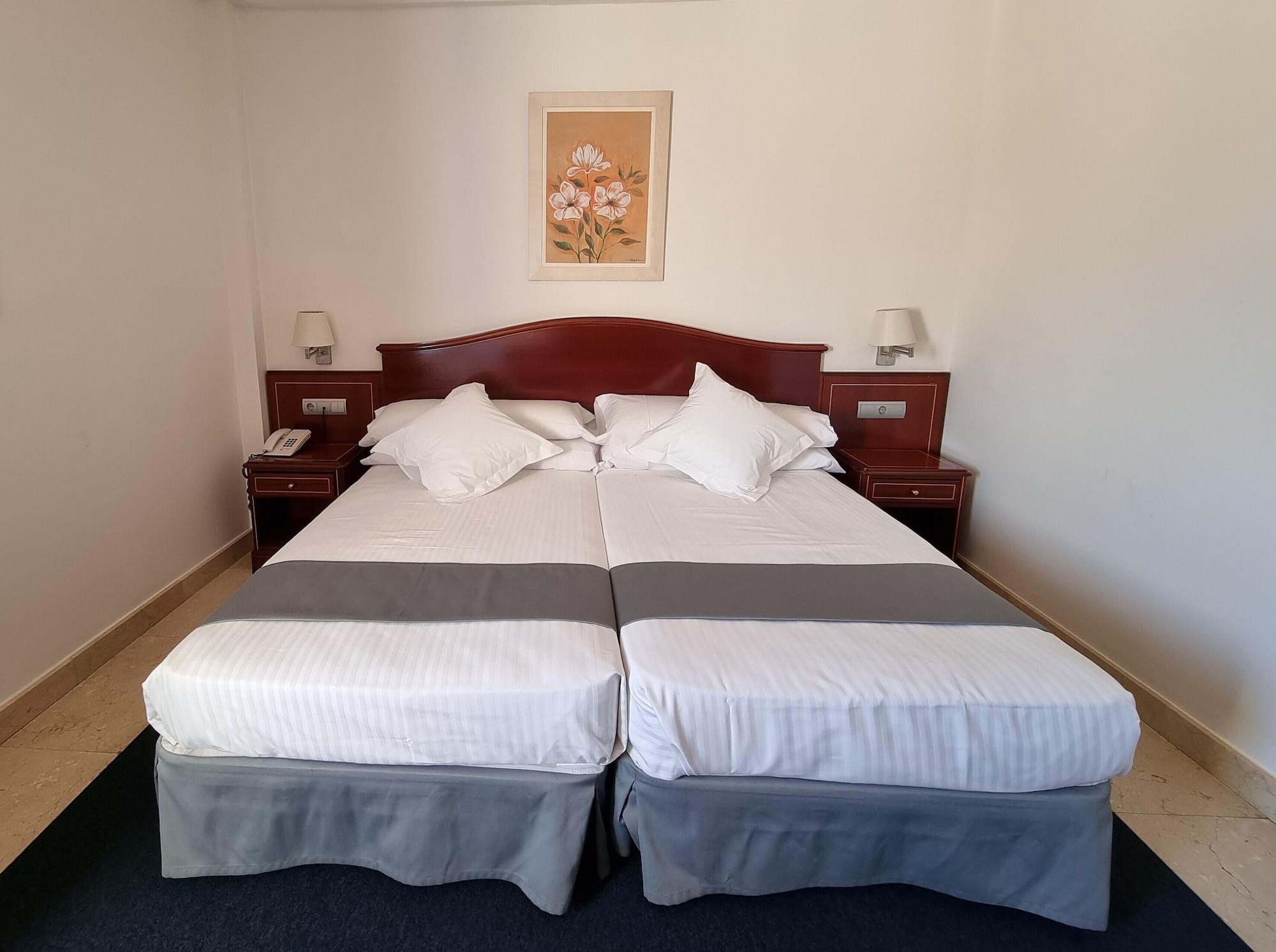 Gran Legazpi Hotel 3*