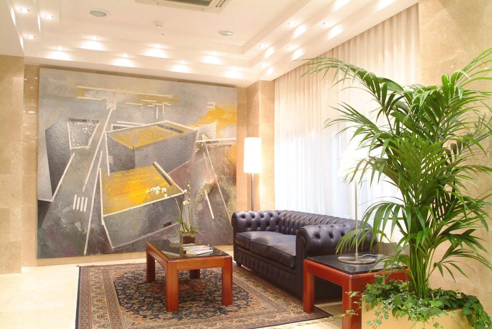 Gran Legazpi Hotel