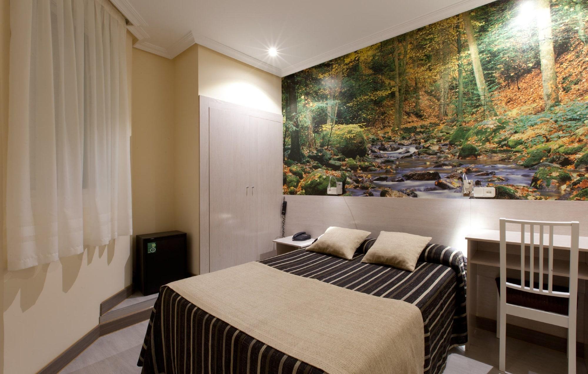 Mediodia Hotel 2*