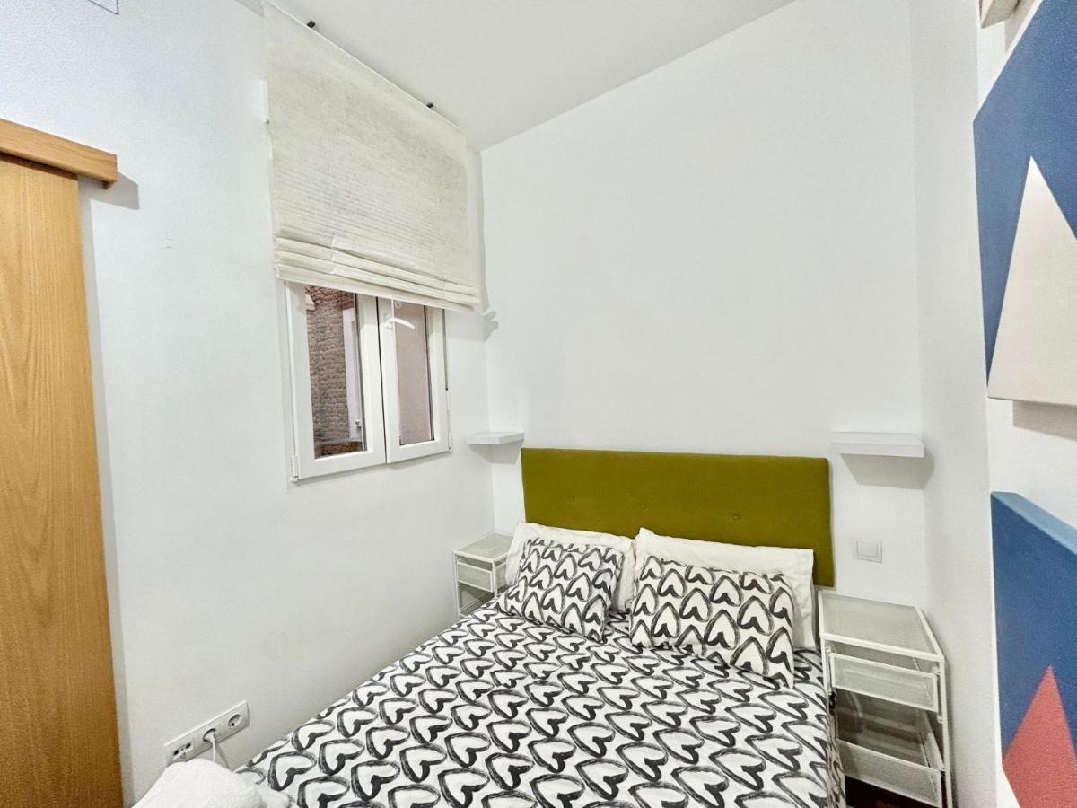 Atocha Ferrocarril 5 *