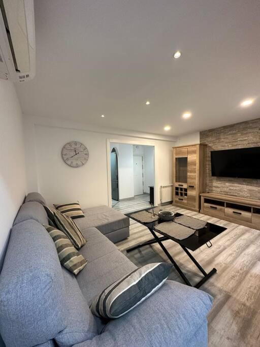 Cozy 1-bedroom Apartamento Madrid