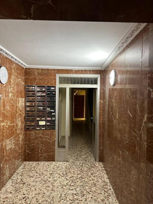 Cozy 1-bedroom Apartamento Madrid