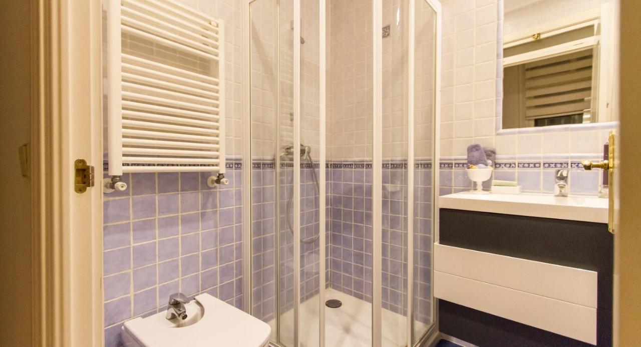Apartamento Centrico Y Moderno. Chamberi. 4 Personas, 2 Banos