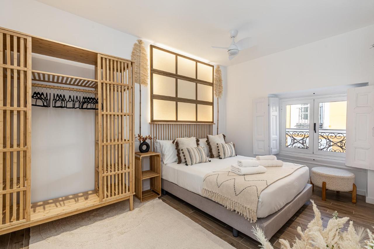 Apartamento Waou Plaza De Oriente Es Mia - Corta Duracion