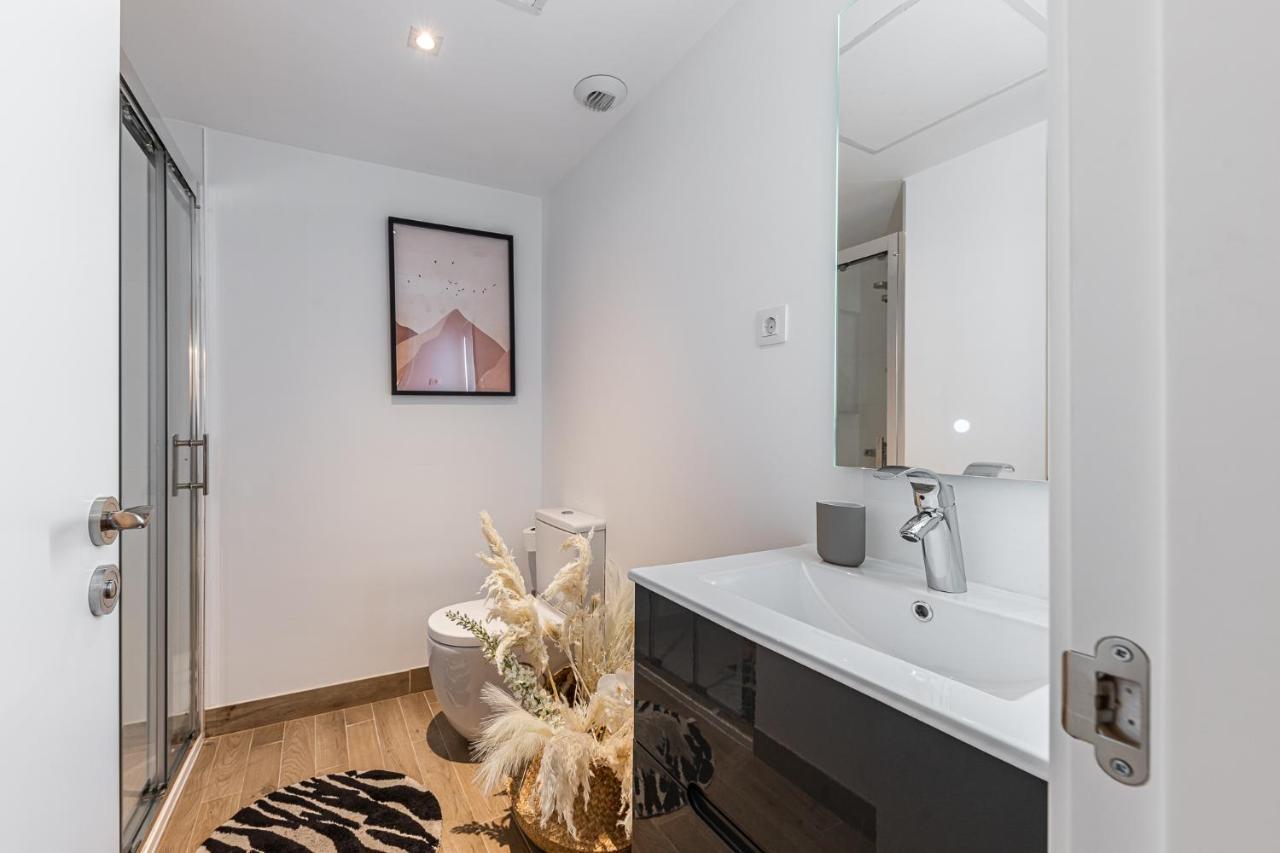 Apartamento Waou Plaza De Oriente Es Mia - Corta Duracion Madrid