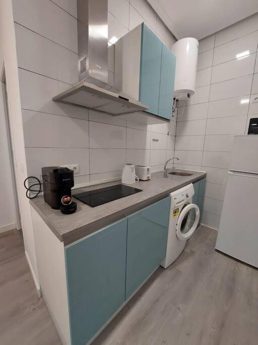Cozy For 2 People In Gran Via.si2a2 Madrid