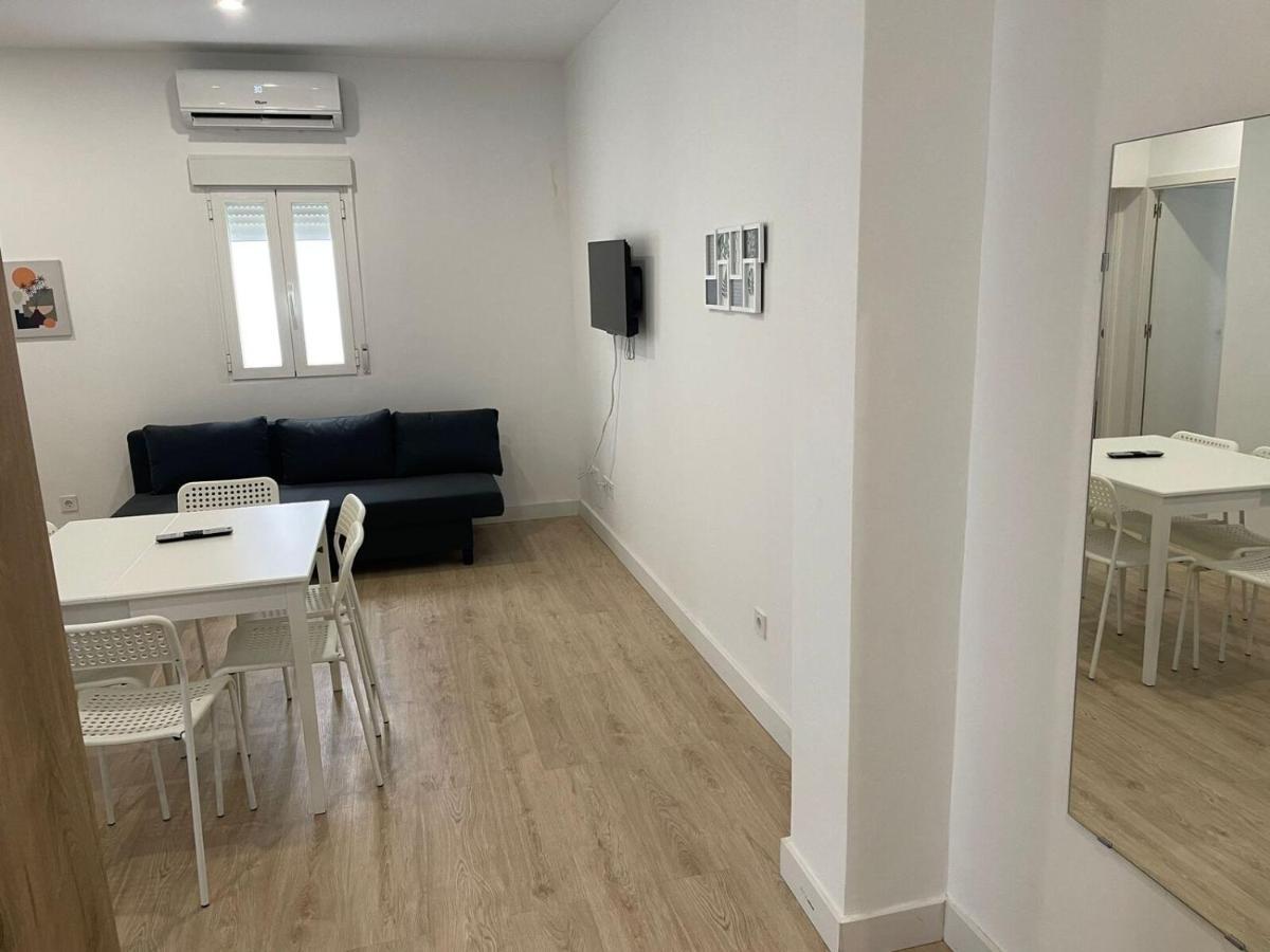U4 A Estrenar, Centro