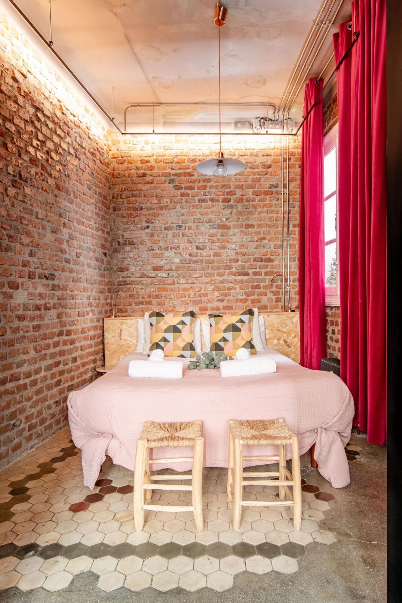 Charming Puerta De Alcala Apartment Madrid