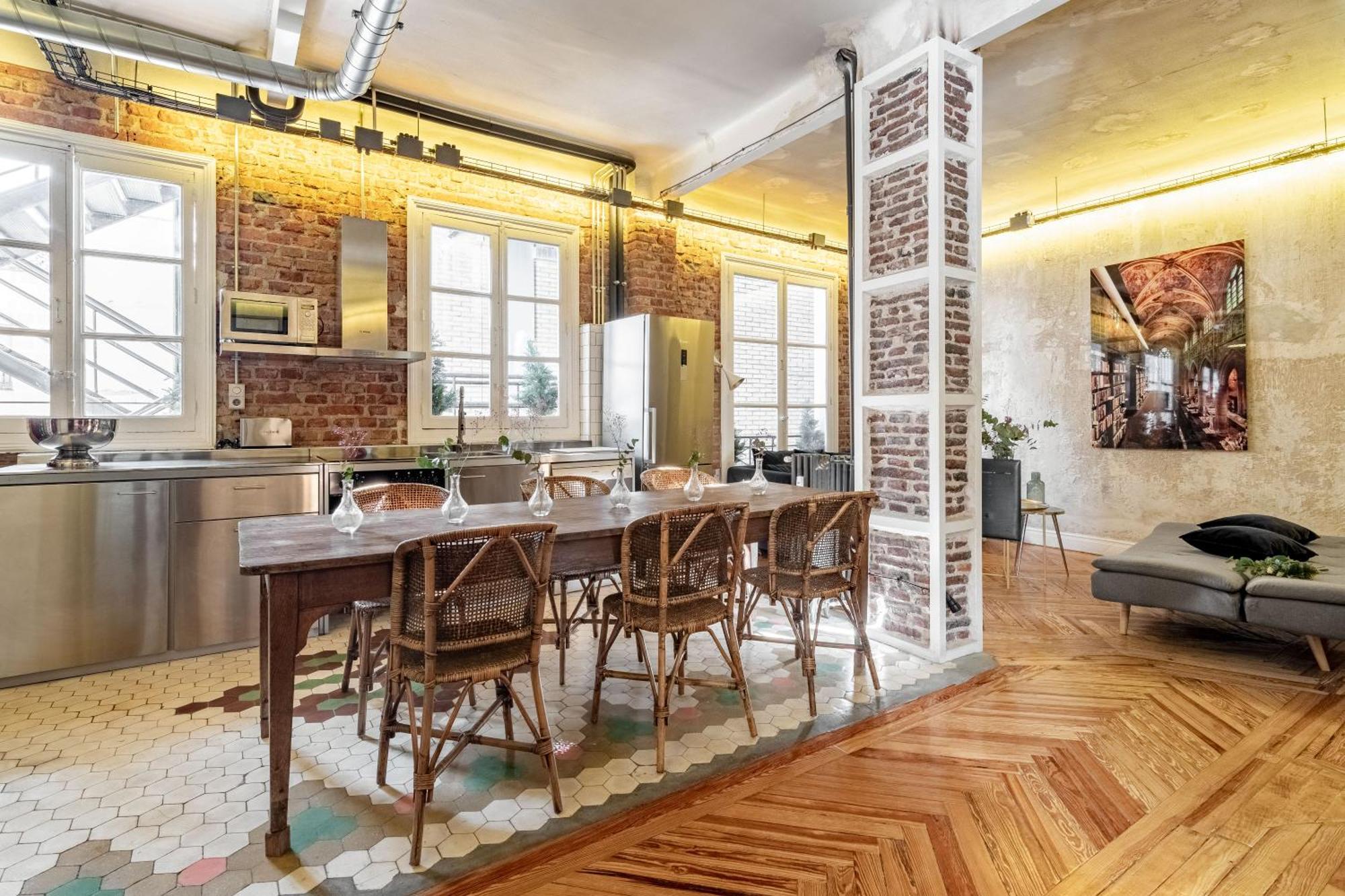 Charming Puerta De Alcala Apartment *