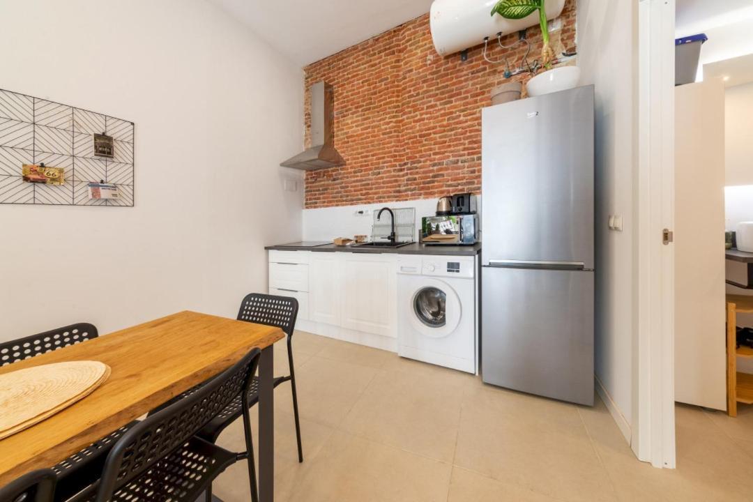 2 Bedrooms 1 Bathroom Furnished - Lavapies - Modern Cozy - Mintystay * Madrid