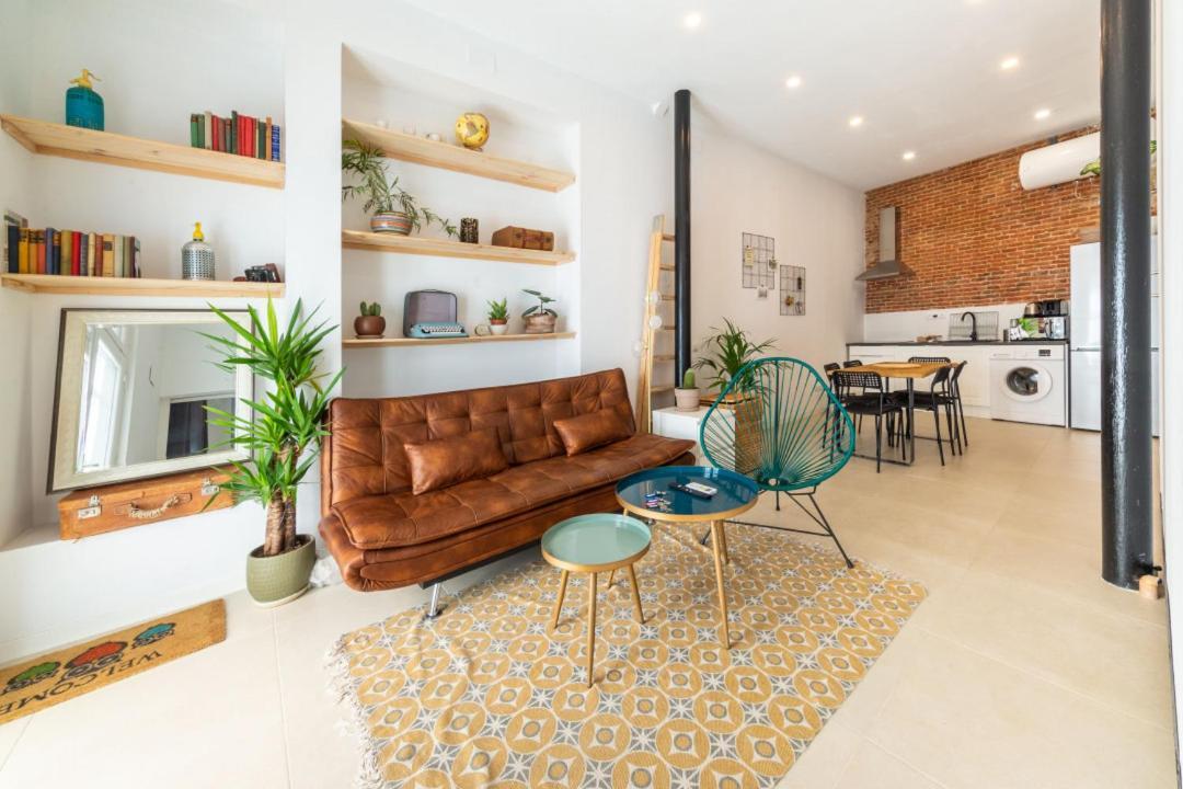 2 Bedrooms 1 Bathroom Furnished - Lavapies - Modern Cozy - Mintystay * Madrid