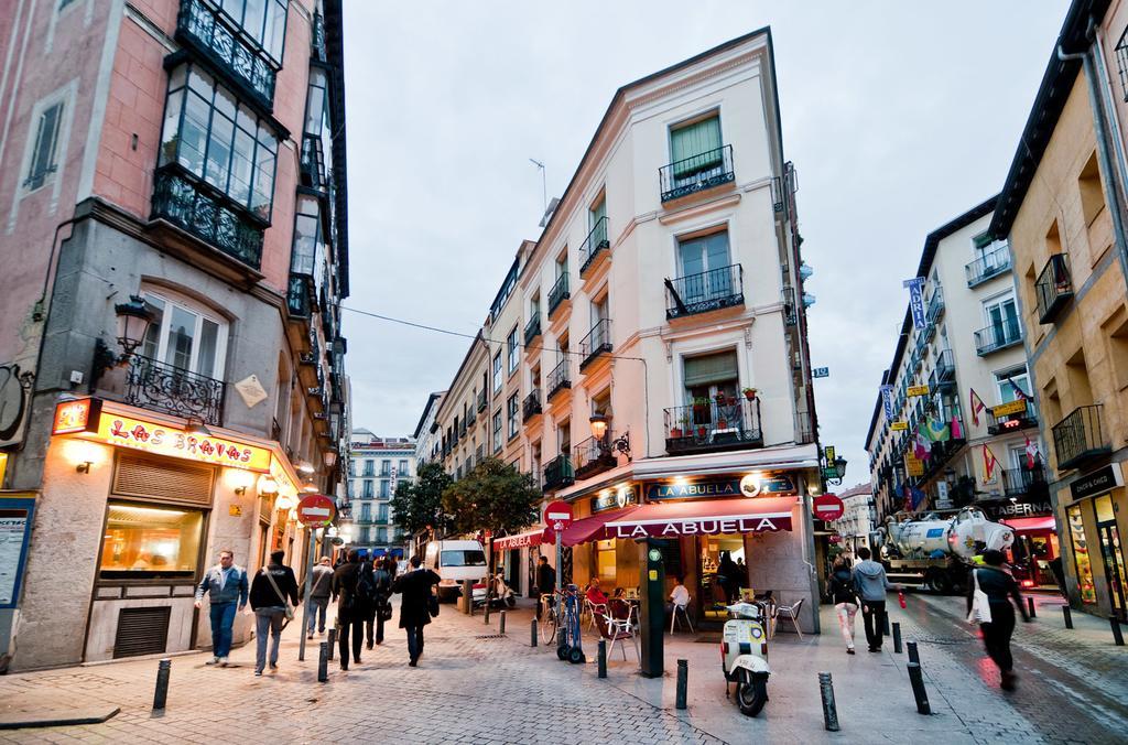 Puerta Del Sol I Madrid