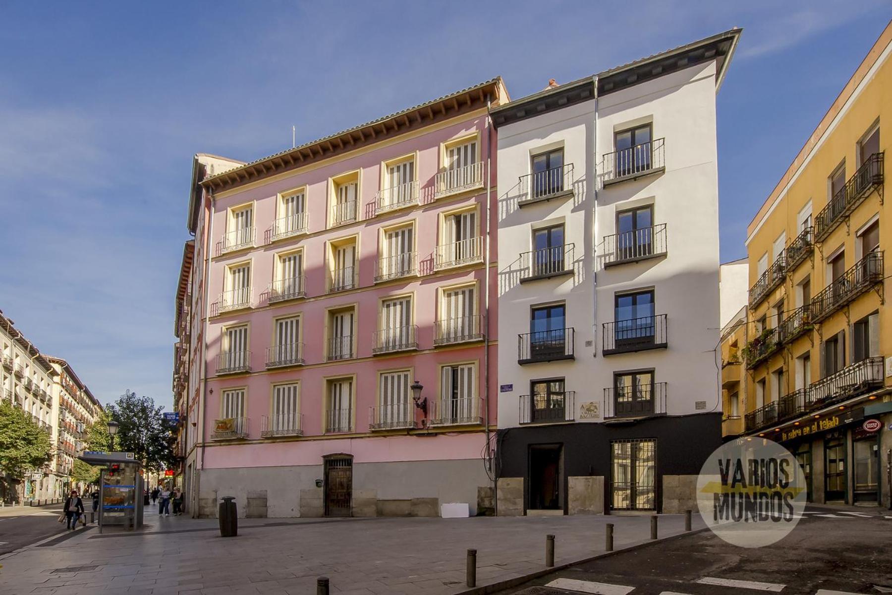 Familiar 5pax En Calle Santa Ana-centro E2 * Madrid