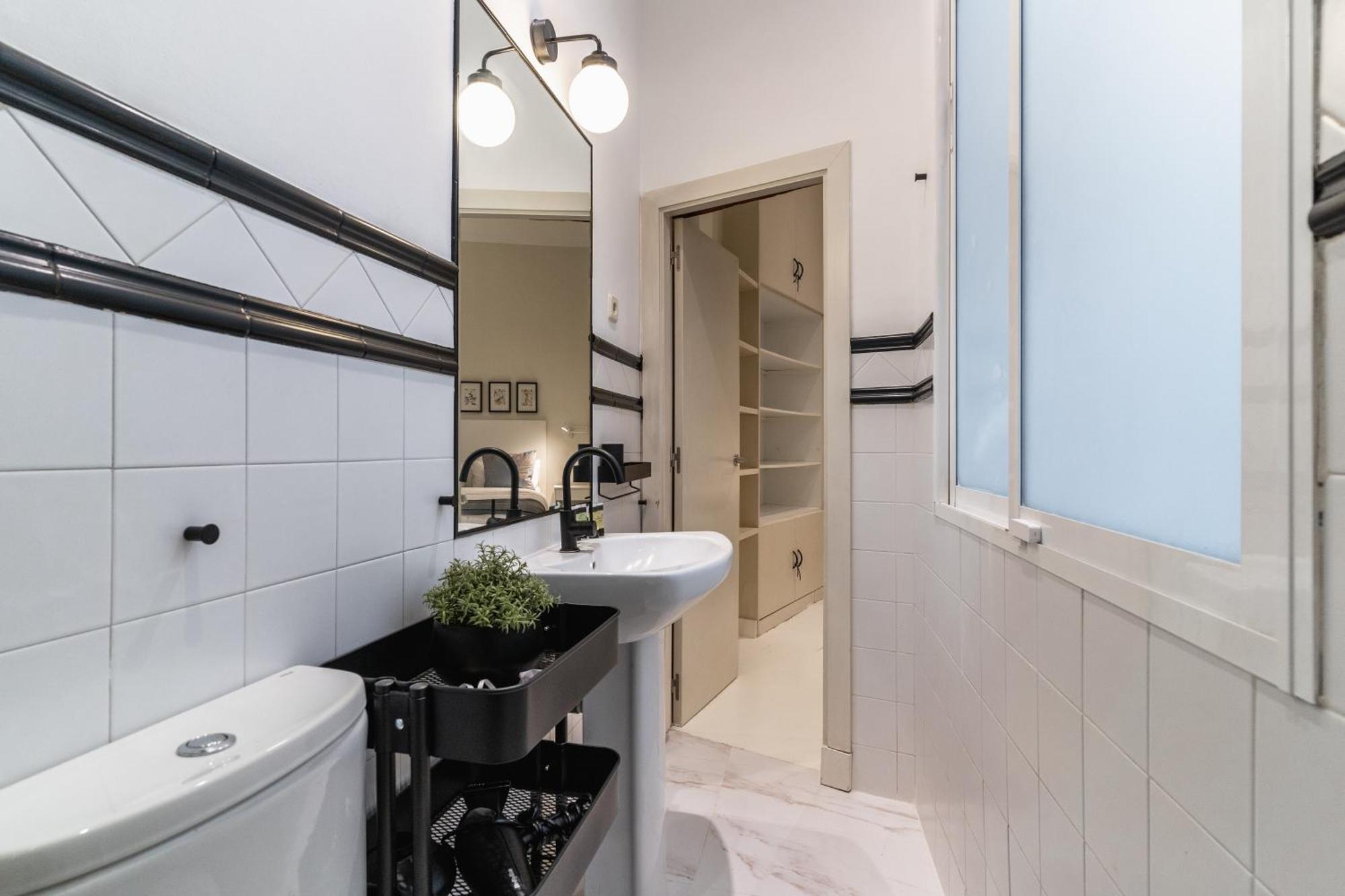 Spacious Modern-3bedrooms 2bathrooms-plaza Mayor Apartamento *