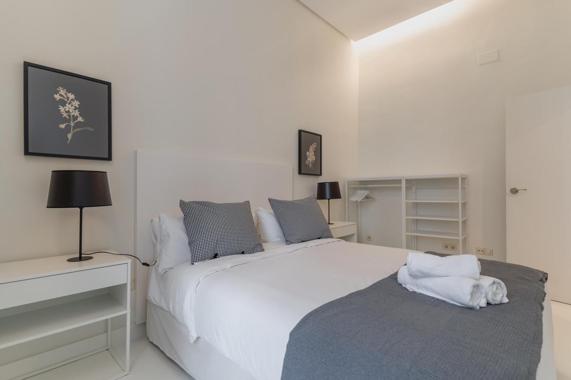 Spacious Modern-3bedrooms 2bathrooms-plaza Mayor Madrid