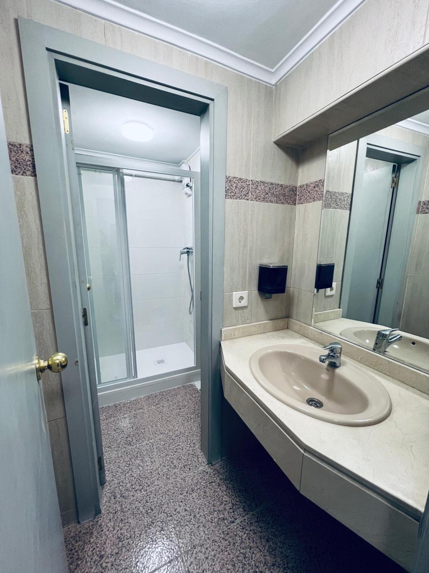Hostal 165 Madrid