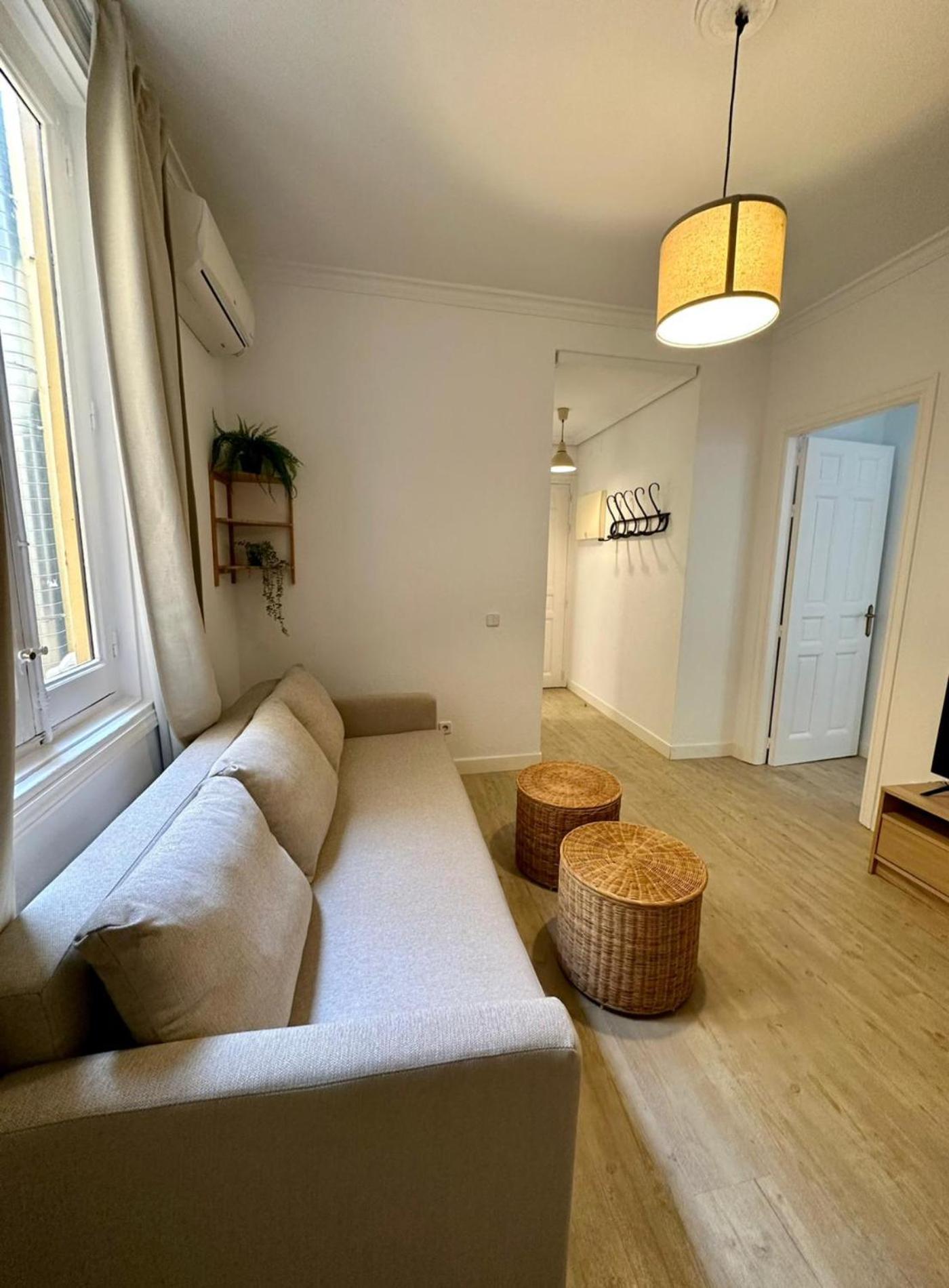 Loft 3pax En Huertas-cortes Apartamento