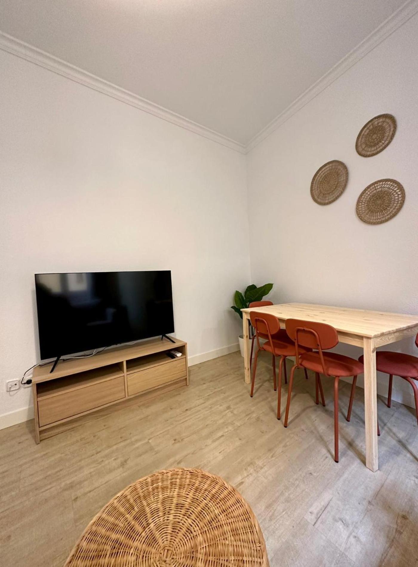 Loft 3pax En Huertas-cortes Madrid