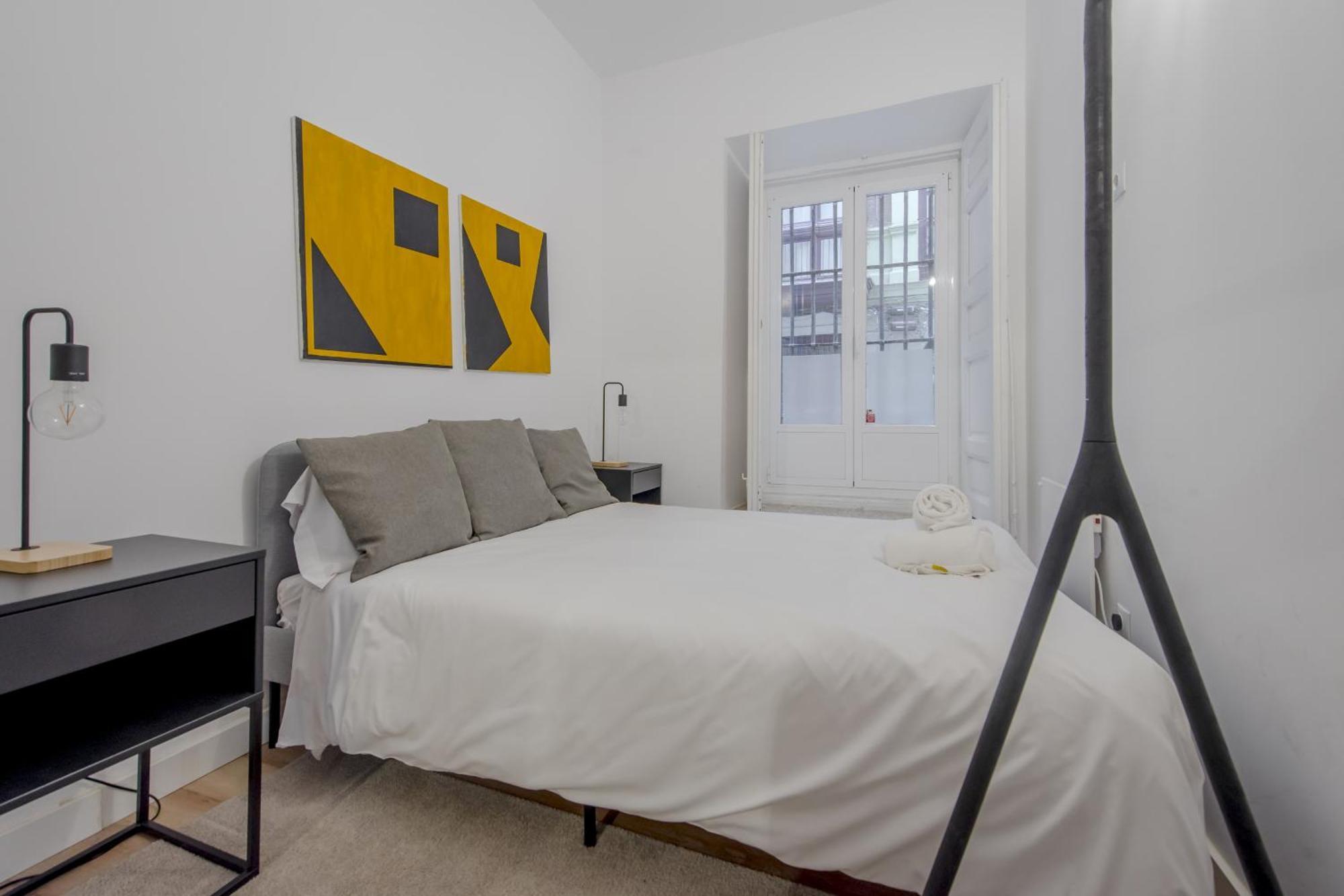 Apartamento C-cabeza Cool 7 Al Lado De Tirso De Molina E1 *