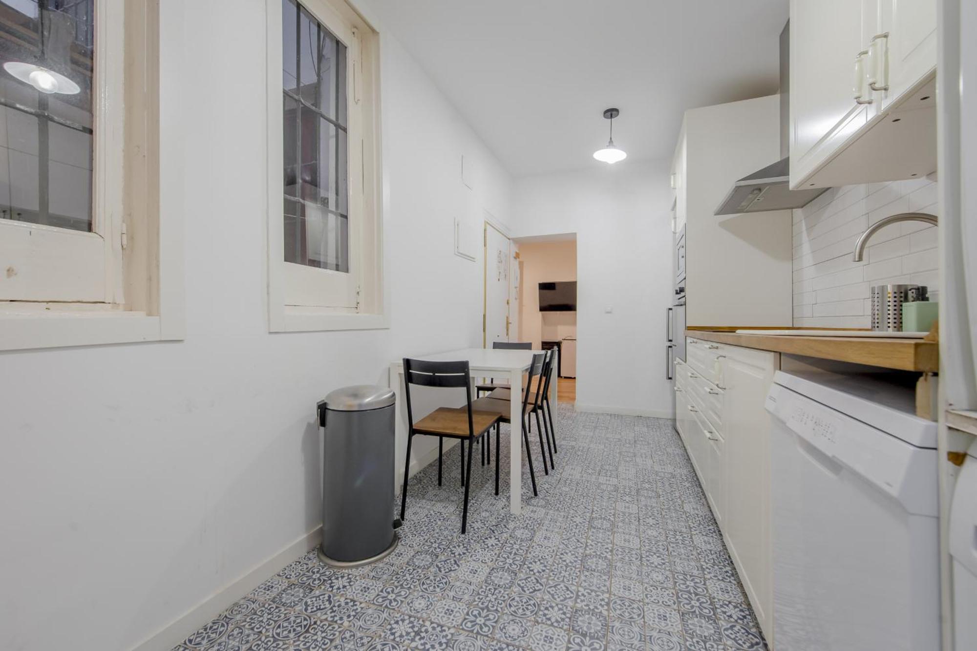 C-cabeza Cool 7 Al Lado De Tirso De Molina E1 Apartamento *