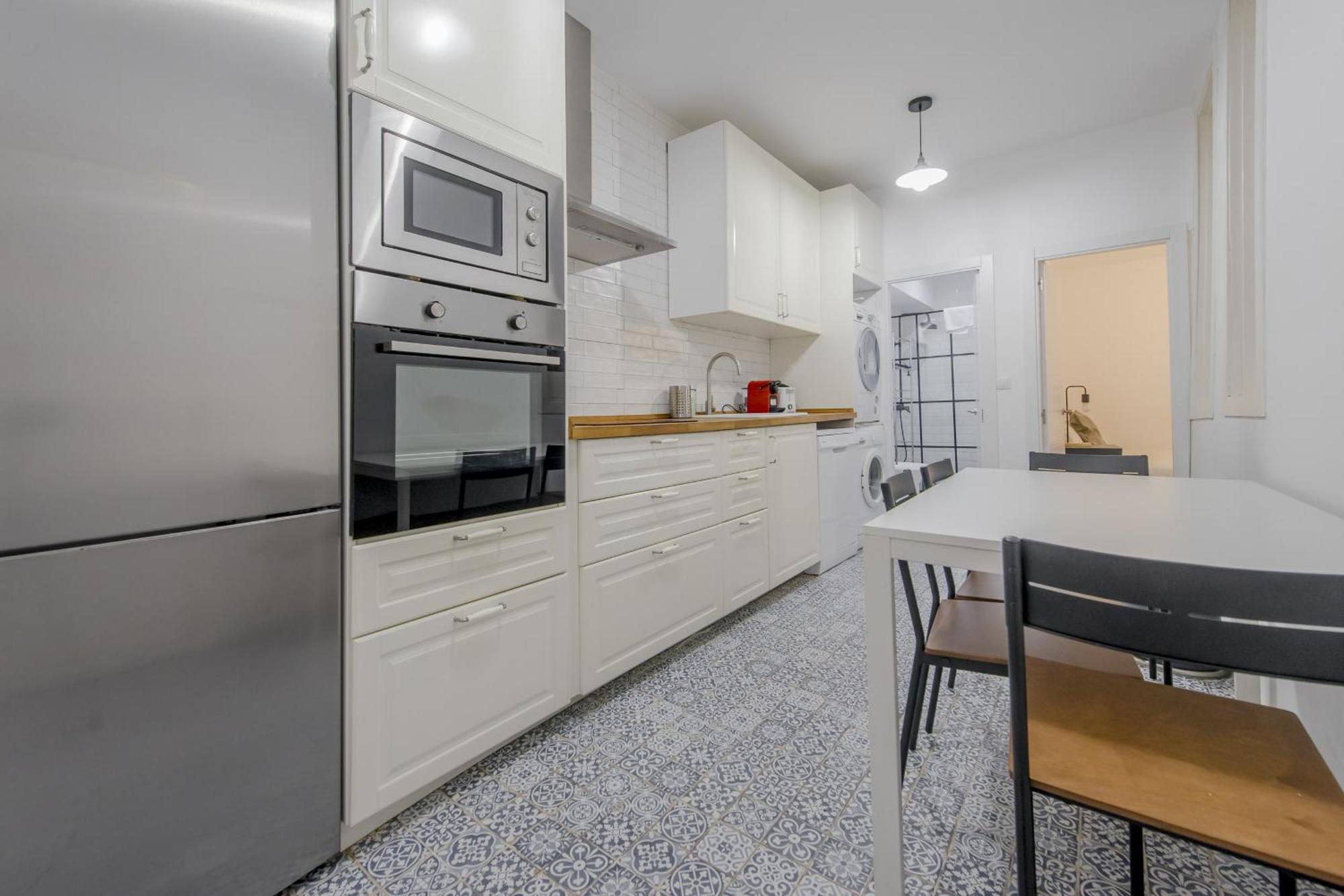 C-cabeza Cool 7 Al Lado De Tirso De Molina E1 Apartamento