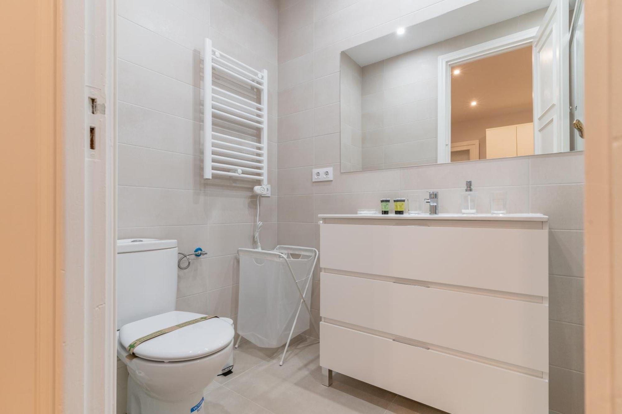Spacious Central-3bedrooms 3bathrooms-sol Madrid