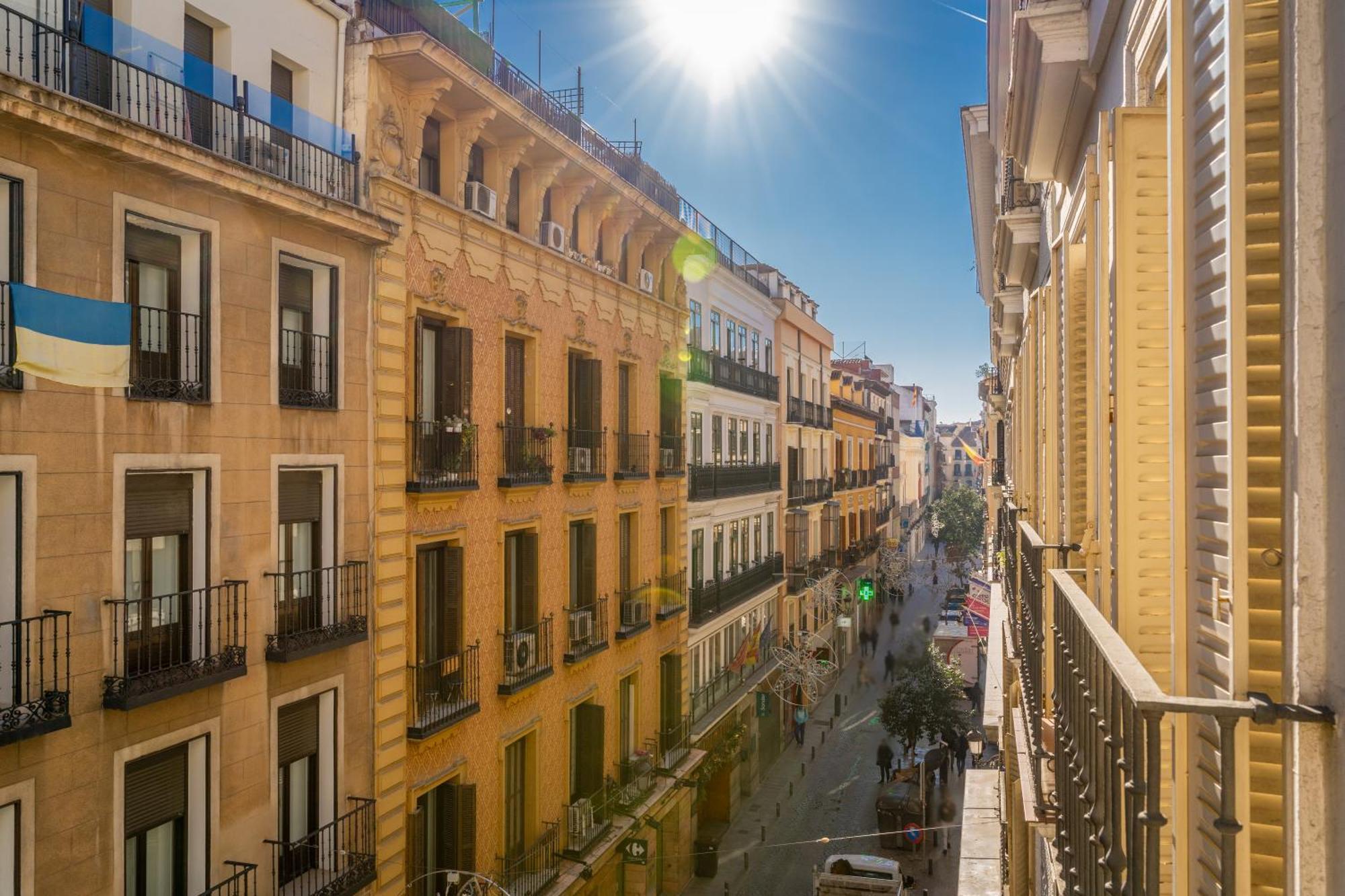 Apartment Spacious Central-3bedrooms 3bathrooms-sol *