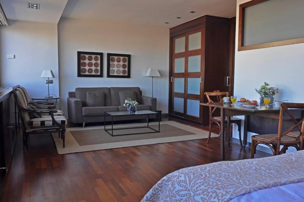 Apartamento Suite-estudio En El Centro Colon Madrid