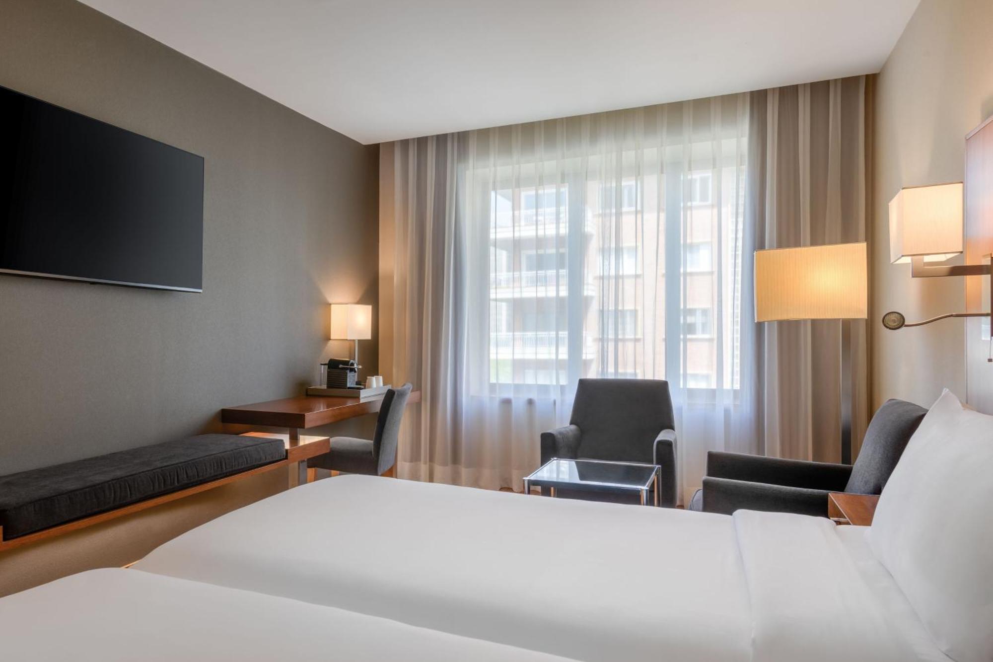 Hotel Ac Aitana By Marriott Madrid
