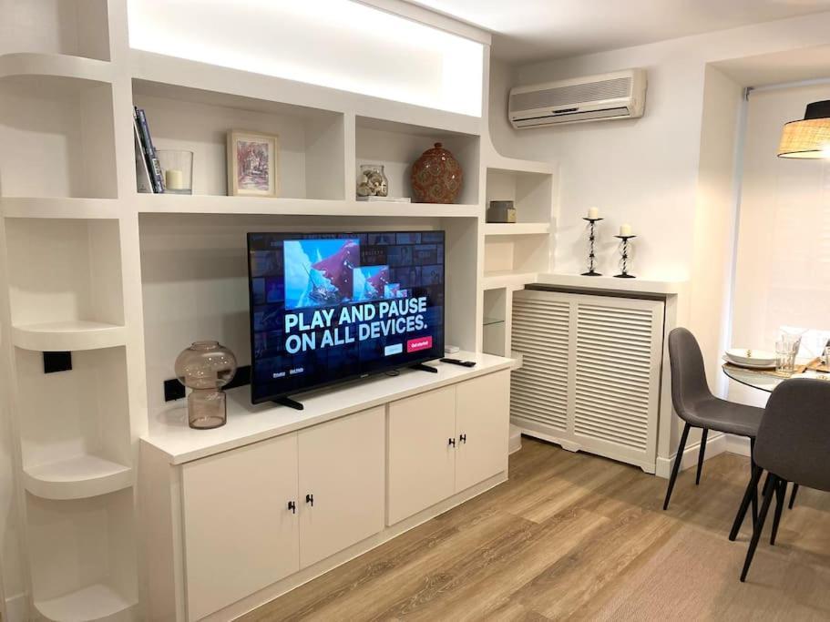 Centric Lovely Private Flat 2bd, 2bh + Ac Apartamento Madrid